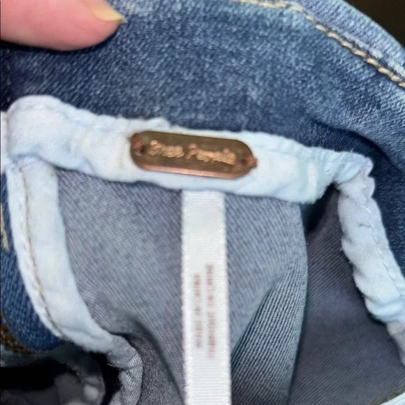 Free People Denim Mini Skirt Size 6 EUC - Picture 5 of 9